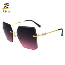 Minimalist Design Metal Rimless Frame Women Ready Sunglasses